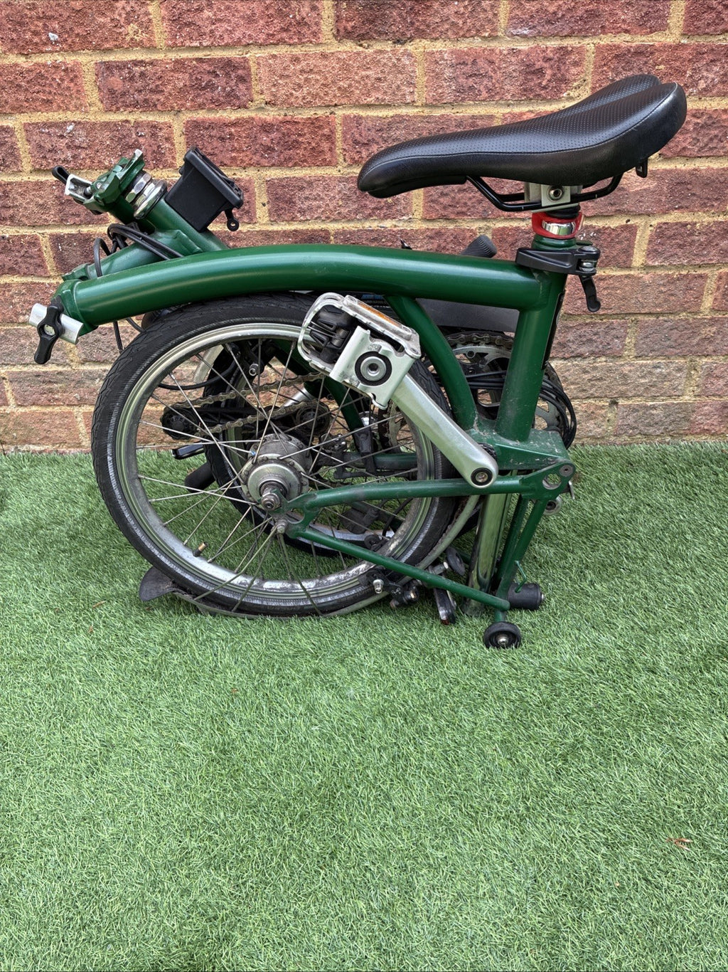 Brompton folding bike, 6 speed, British racing Green, See Description