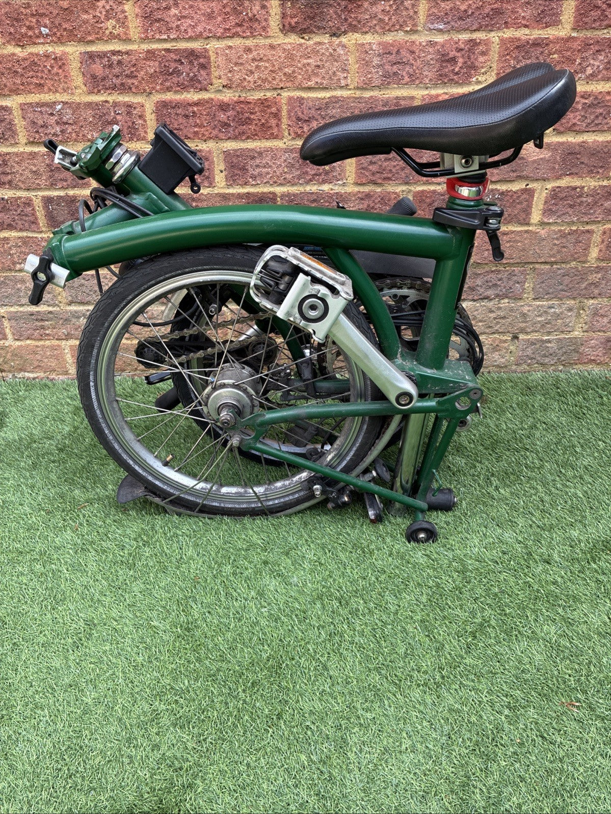 Brompton folding bike, 6 speed, British racing Green, See Description