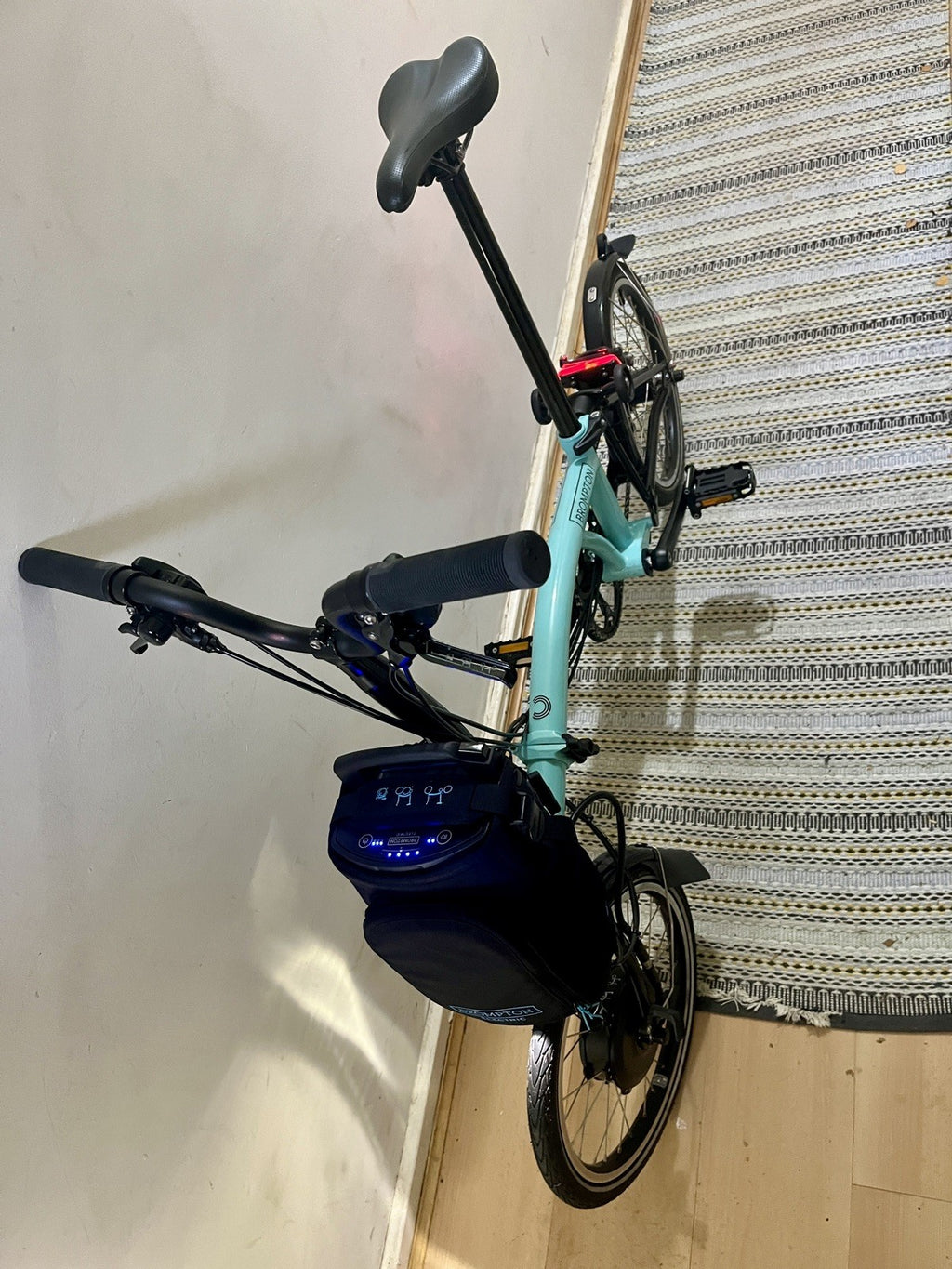 Brompton Bike 6 Speed elctr, Turkish Green, Hardly Used