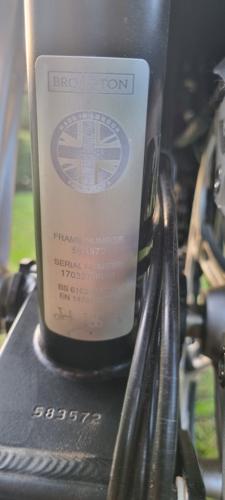 2 Brompton M6R 17  Black Folding Bikes 2017 Black – 6 Speed Excellent