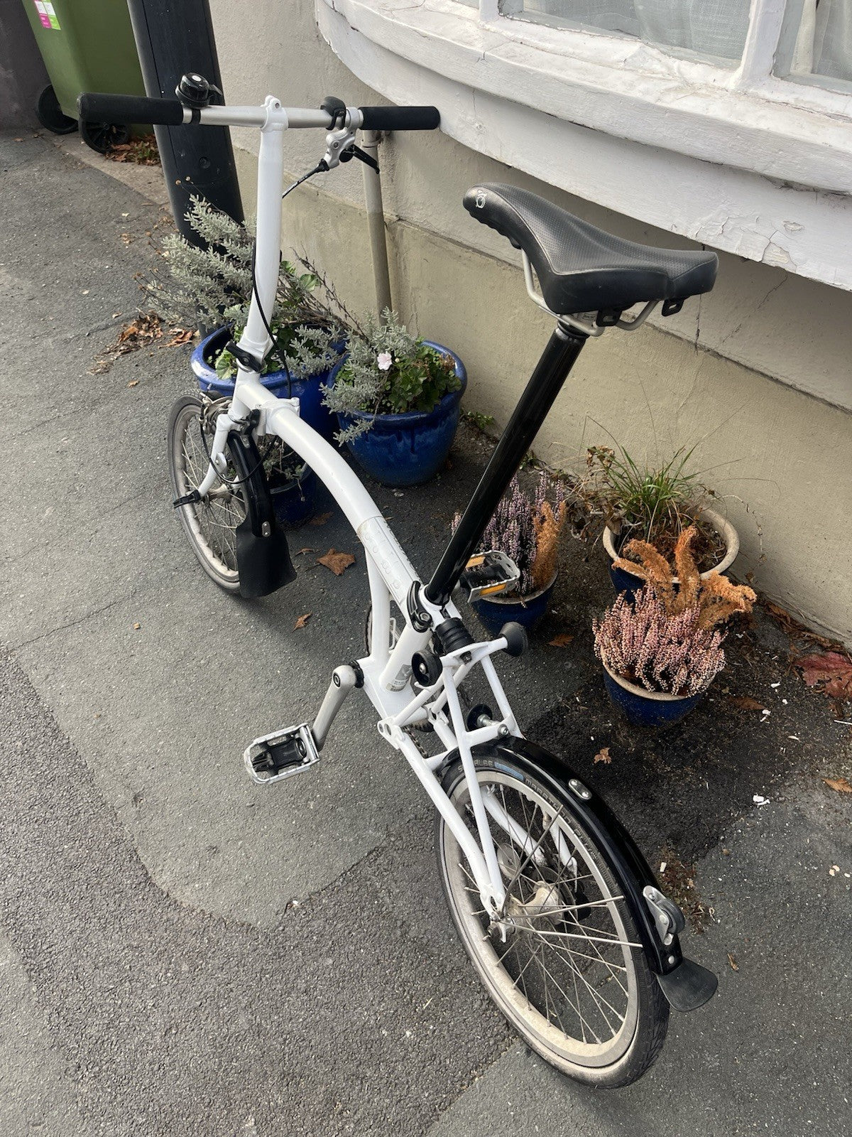 Brompton S1L Folding Bike In White With Black Upgrades