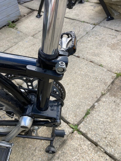 Brompton folding bike 3 speed M3L - black