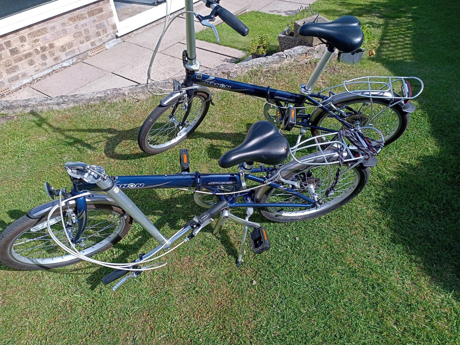 Dahon  20in Folding Bike Blue/Silver Rear Rack Mudguards Aluminium