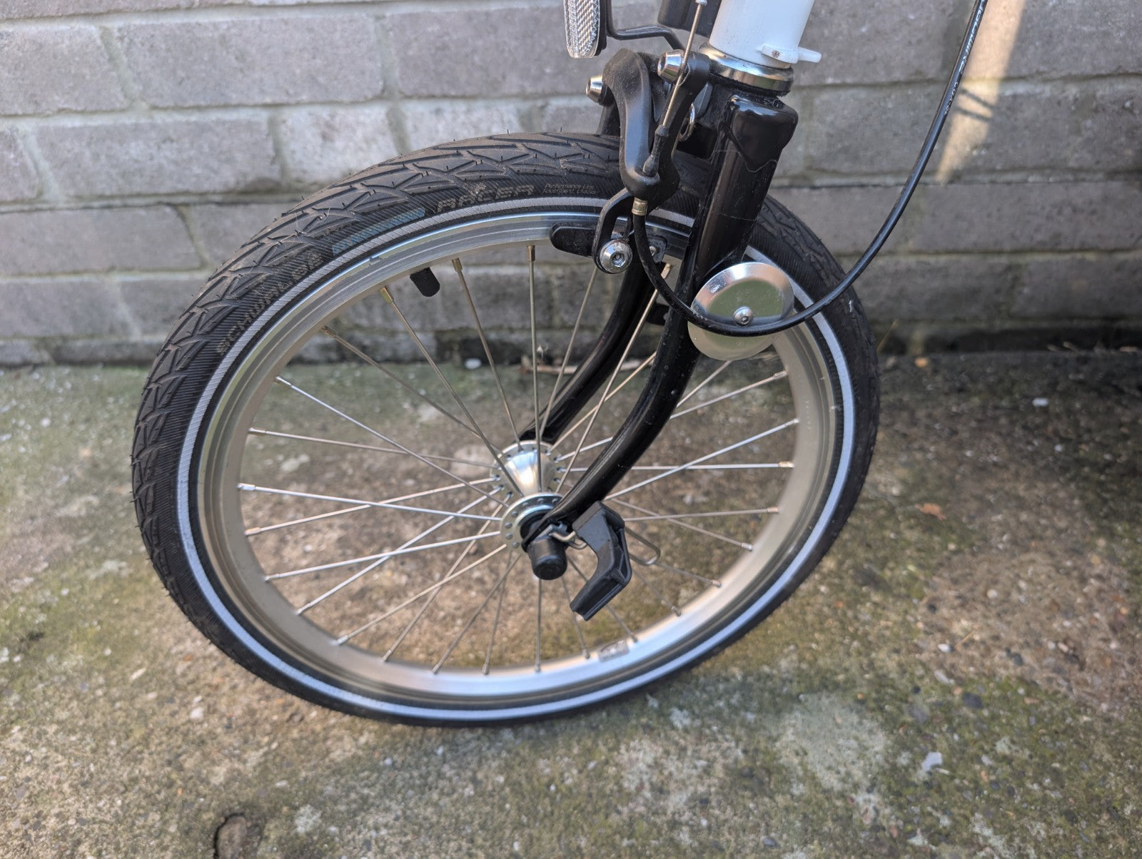 Brompton A-Line 3-Speed Folding Bike white 2022 model