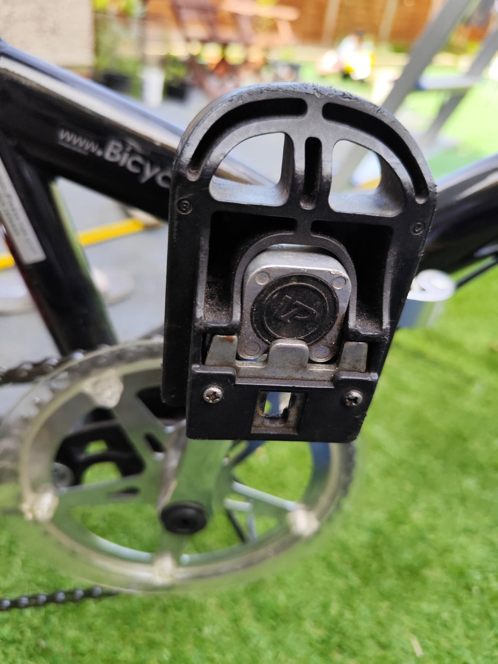 Bicycles4U folding bike .  Shimano 6 gears. See description