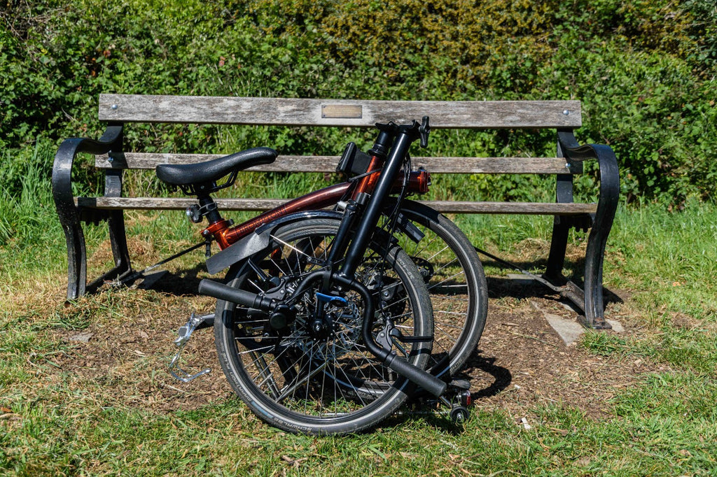 Kinetics Brompton. 20" wheels, cable disk brakes, belt drive, 11-speed Alfine