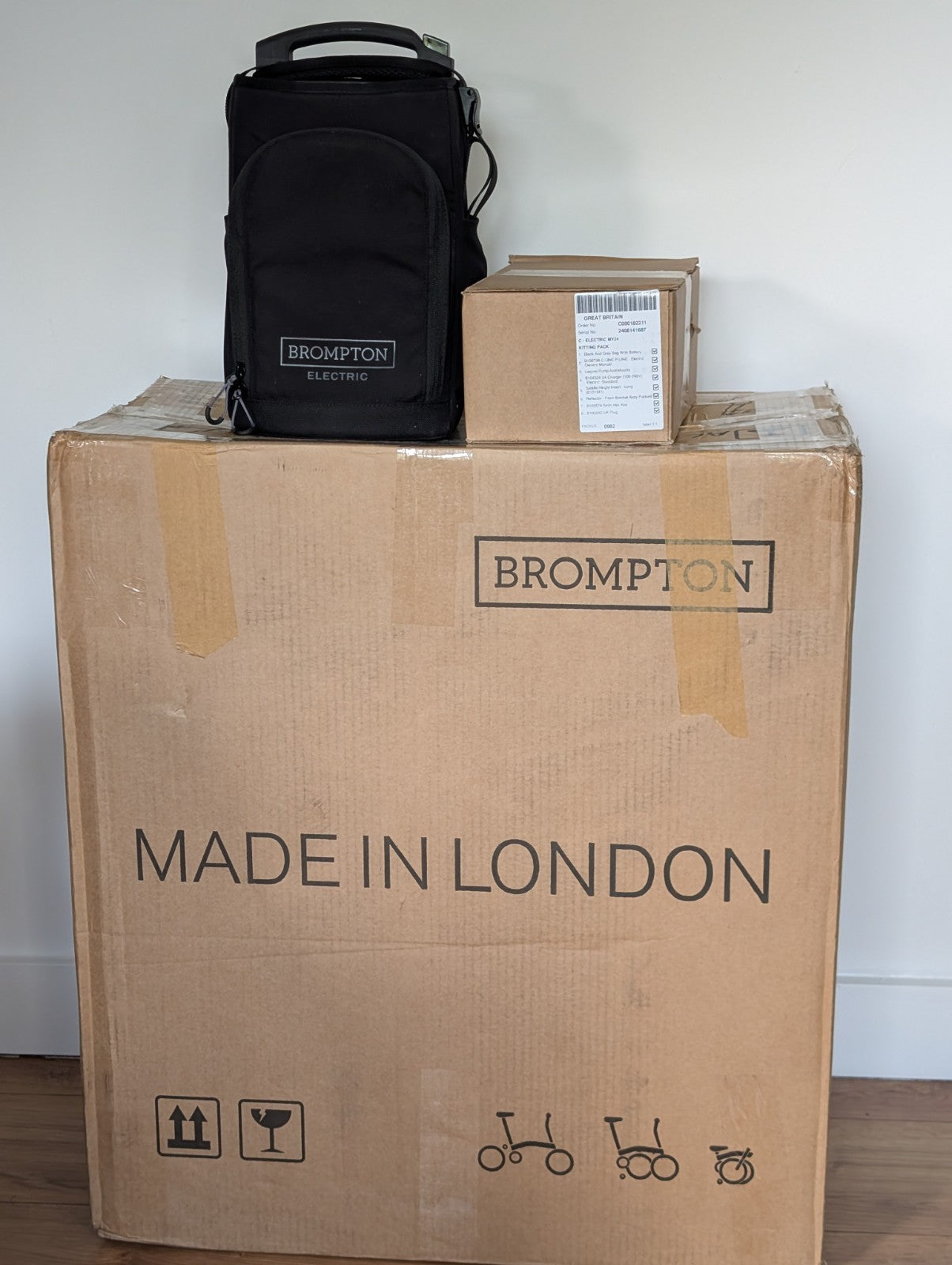 Brompton Electric C Line Explore Mid + Rack - 12 Speed - Ocean Blue Folding Bike