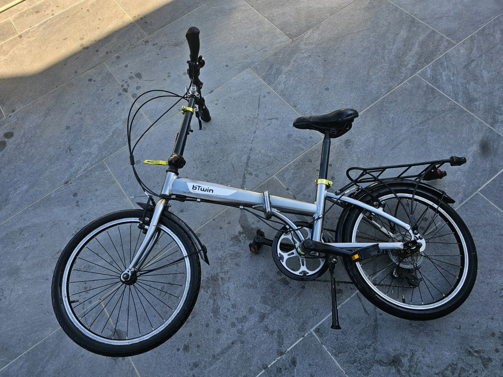 Btwin Hoptown  20 Inch Folding Bike city road bicycle