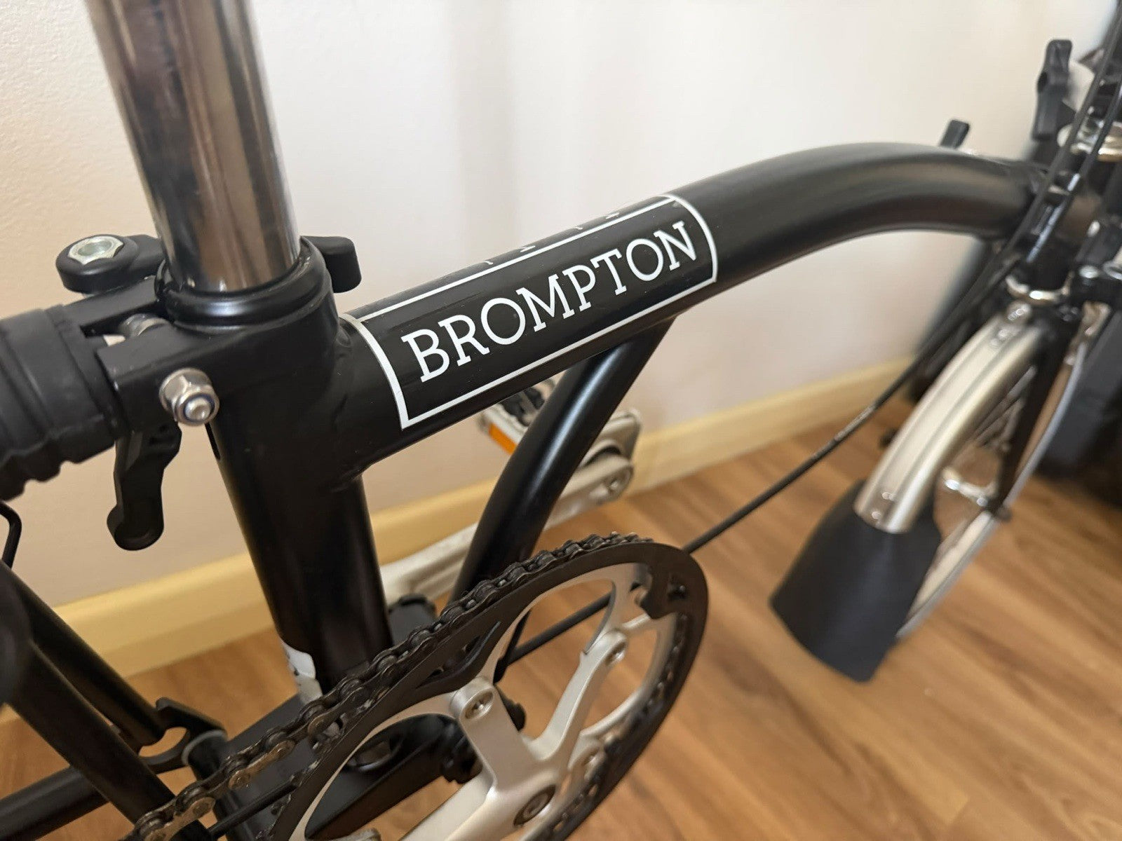 Brompton C Line M1L (Single  Speed) folding bicycle -  (EXCELLENT CONDITION)