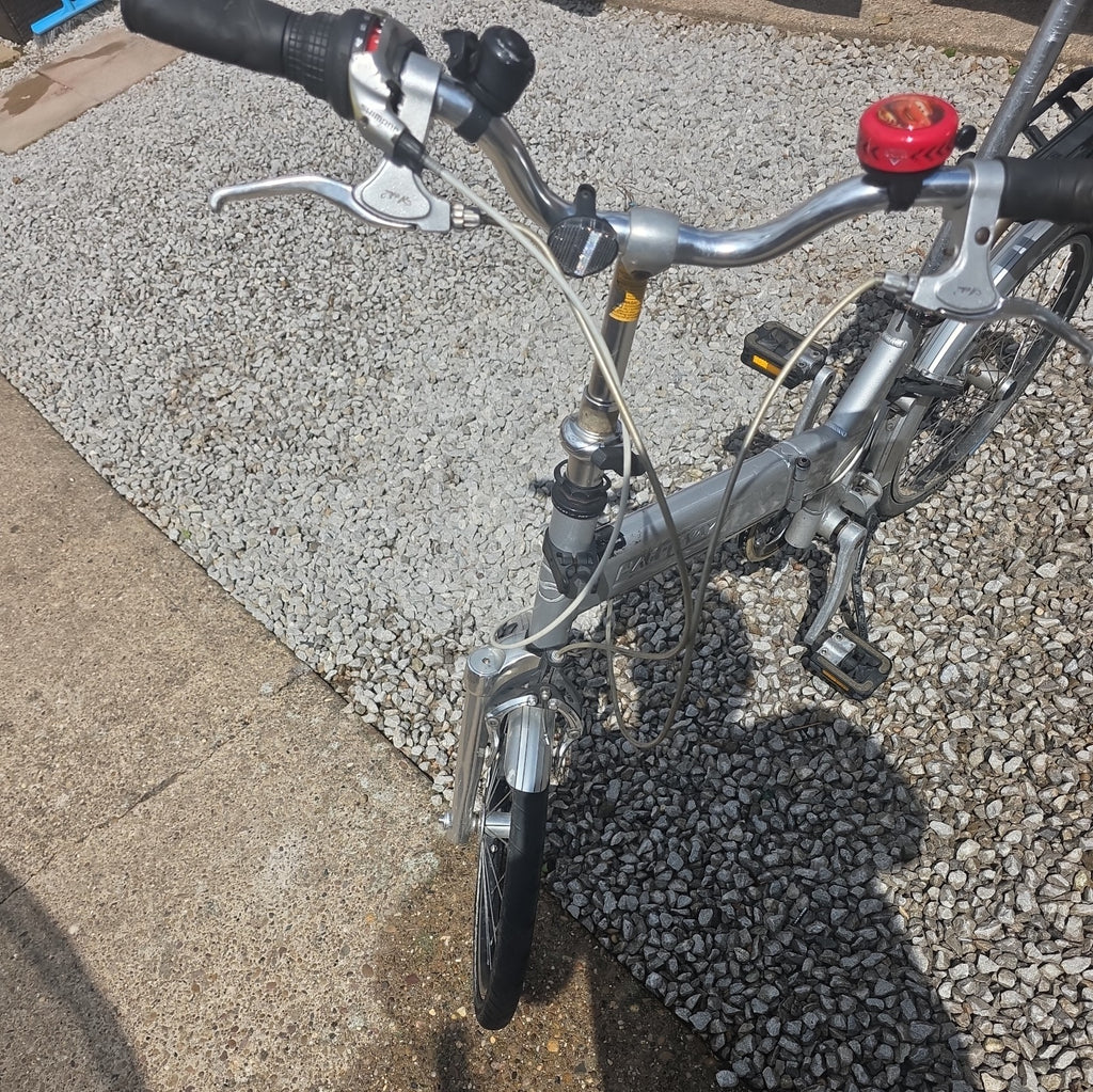 GIANT Halfway Folding Bike. 20'' wheels. 7 speed. RRP £600