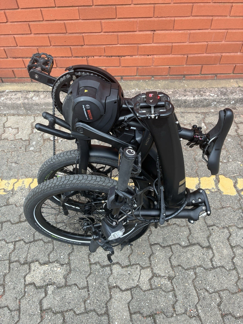 Tern Vektron folding bike