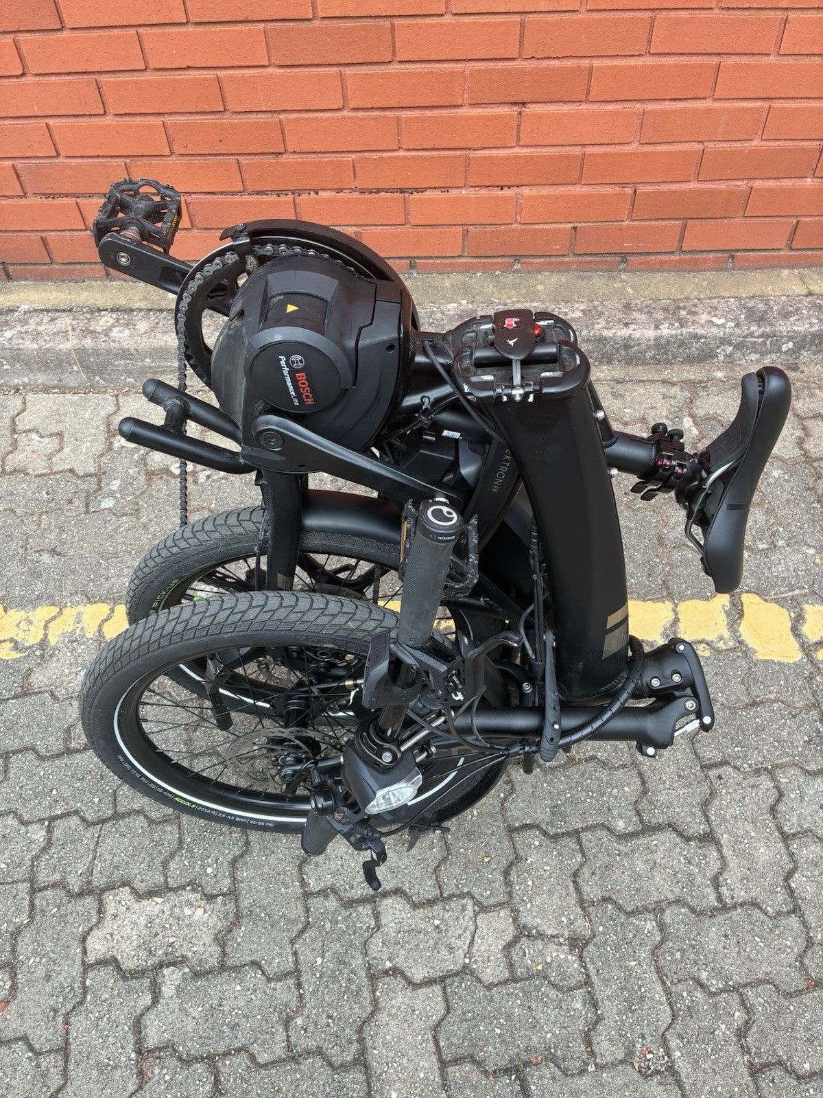 Tern Vektron folding bike