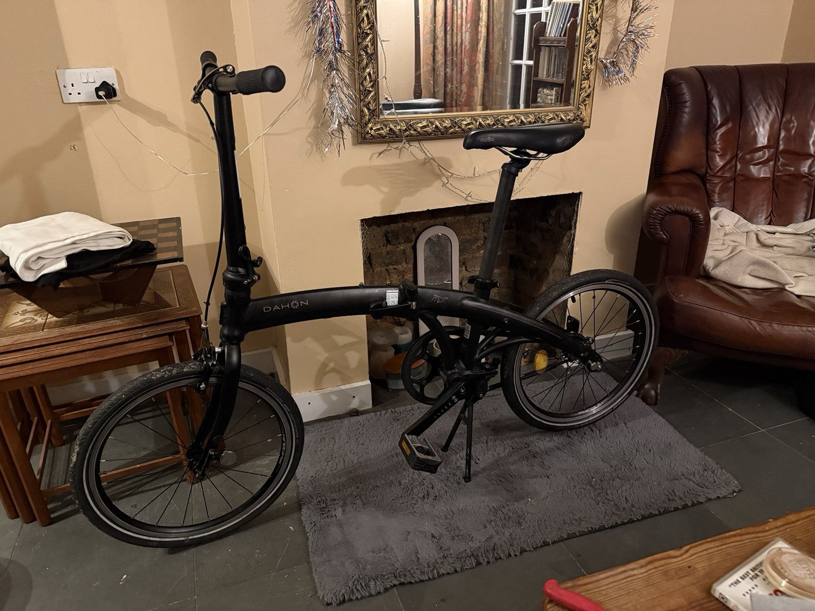 Dahon Mu Uno folding bike - Black, Single Speed - Aluminium