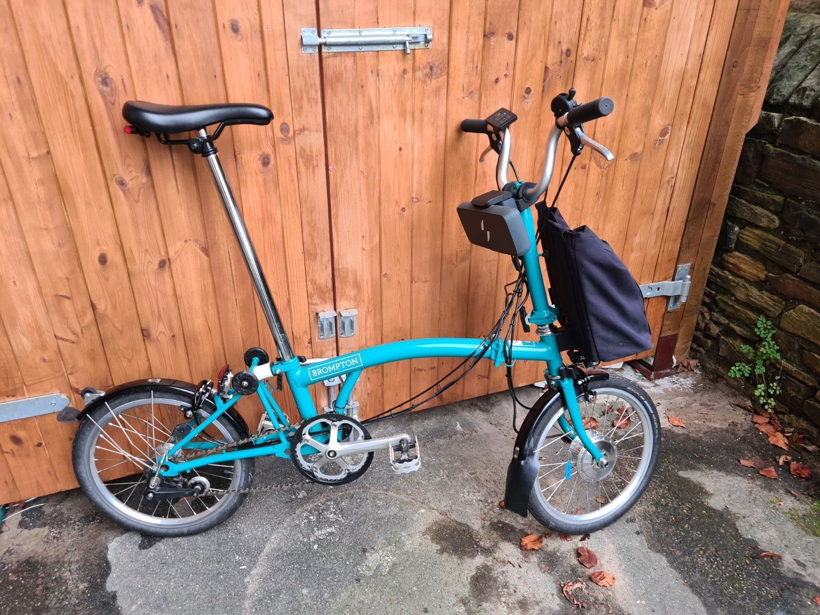 Brompton w/ Swytch kit B75 2021 250km Battery, lights And Bag + upgrades