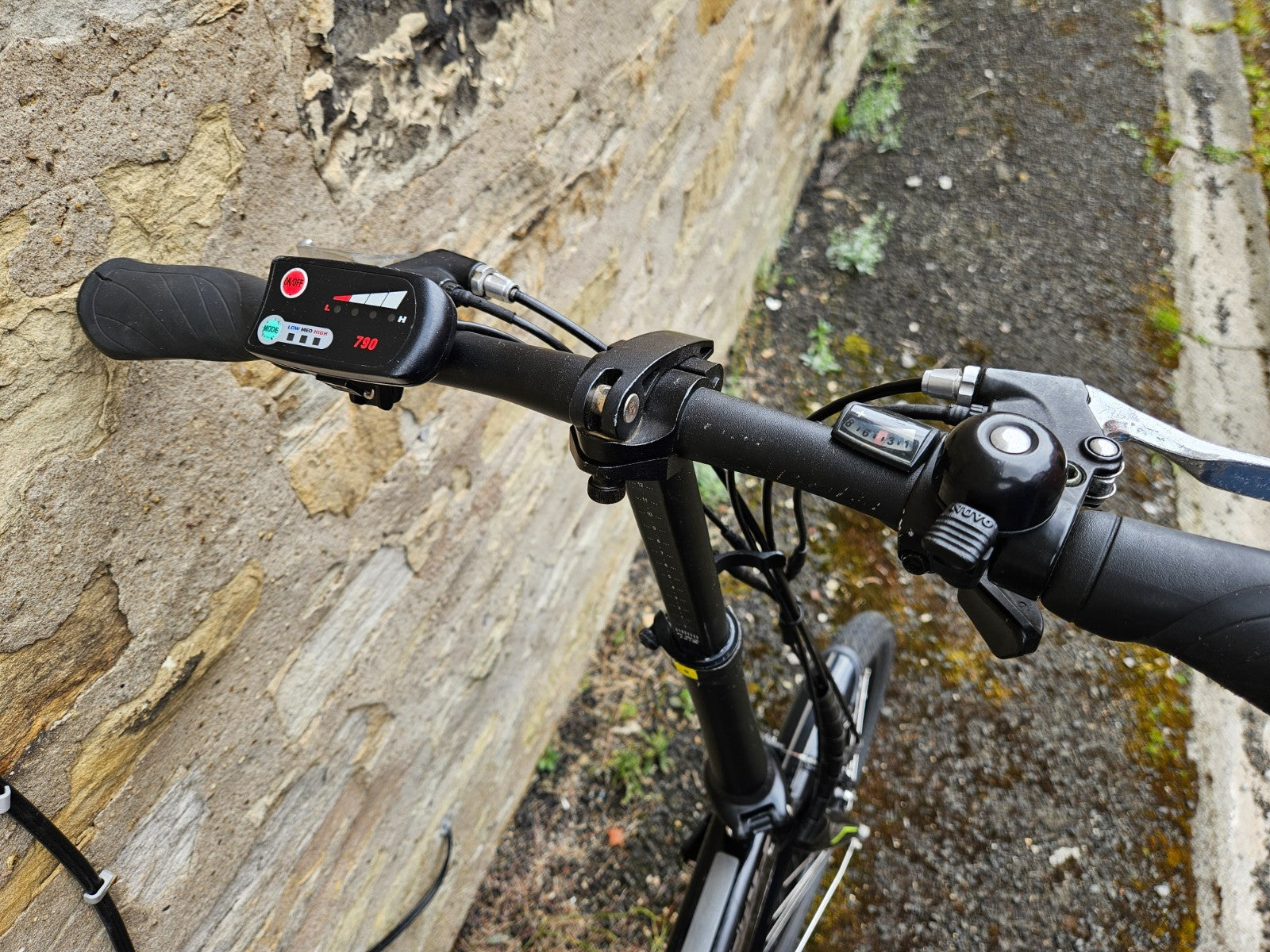 Carerra CrossCity-E Folding Bike