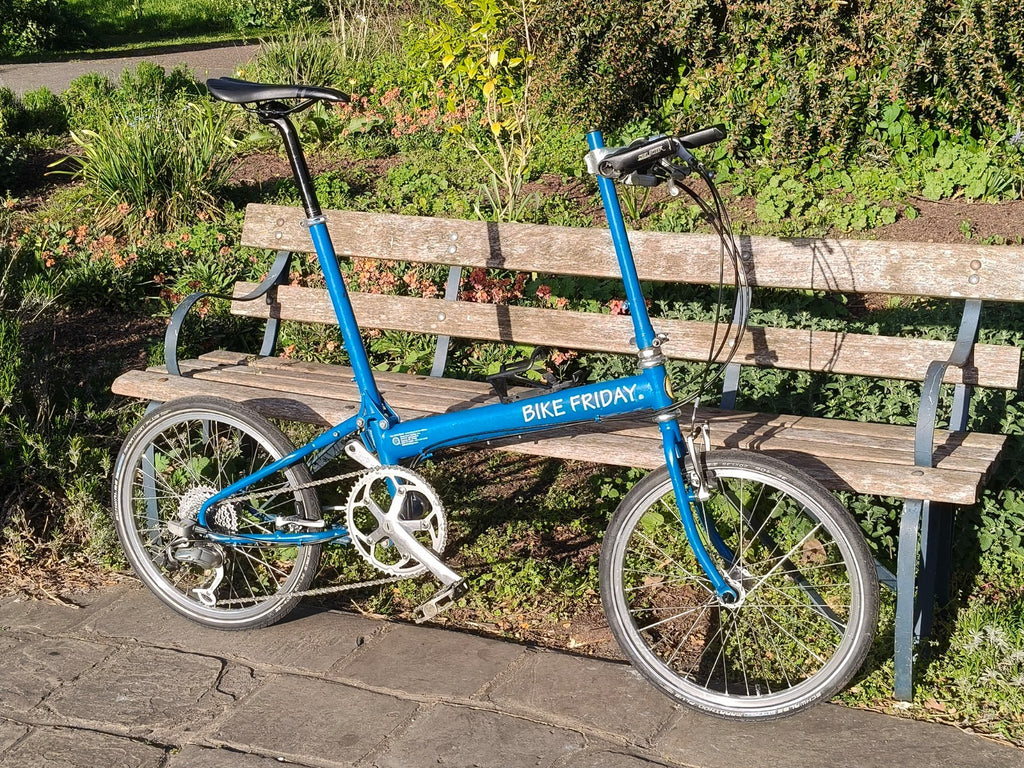 Bike Friday New World Tourist - SRAM Dual Drive - w racks & guards - v good