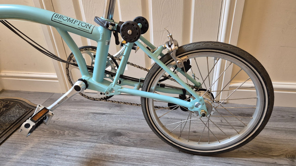 Brompton Folding Bike 6-Speed 16" Wheels M6L - Turkish Green