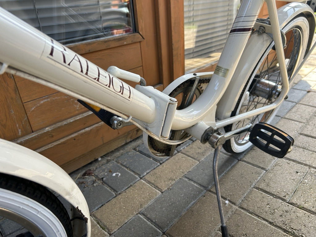 Retro Classic 1987 Raleigh Compact Folding Shopper Bike 20” Wheel