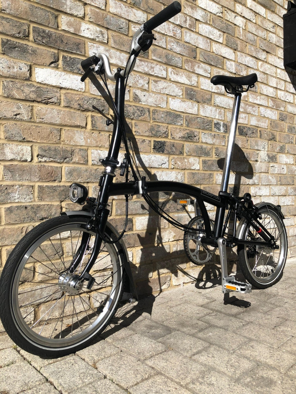Brompton Black M6L (C Line 6 Speed) with Dynamo - WORLDWIDE SHIPPING