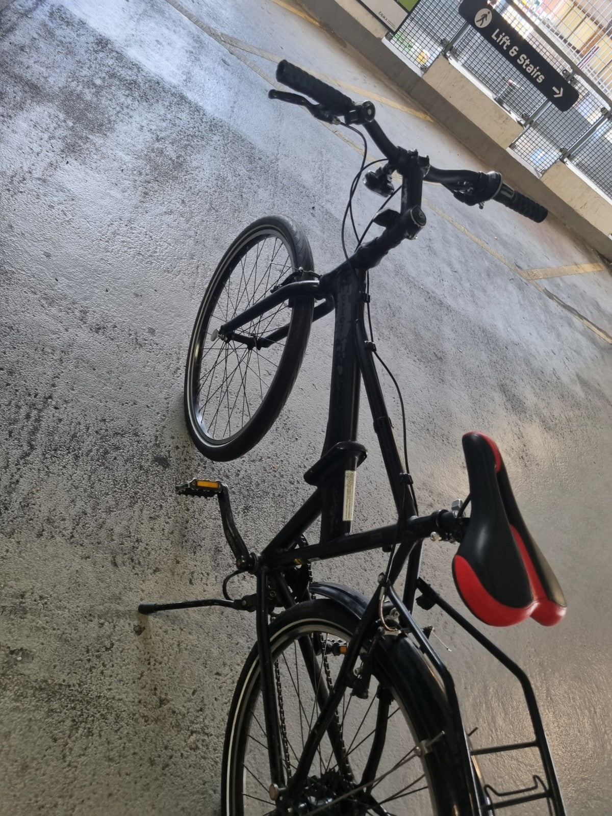Dahon  700 Folding Bike Wheel 26-inch bkackn Aluminum Frame what U C I what uget