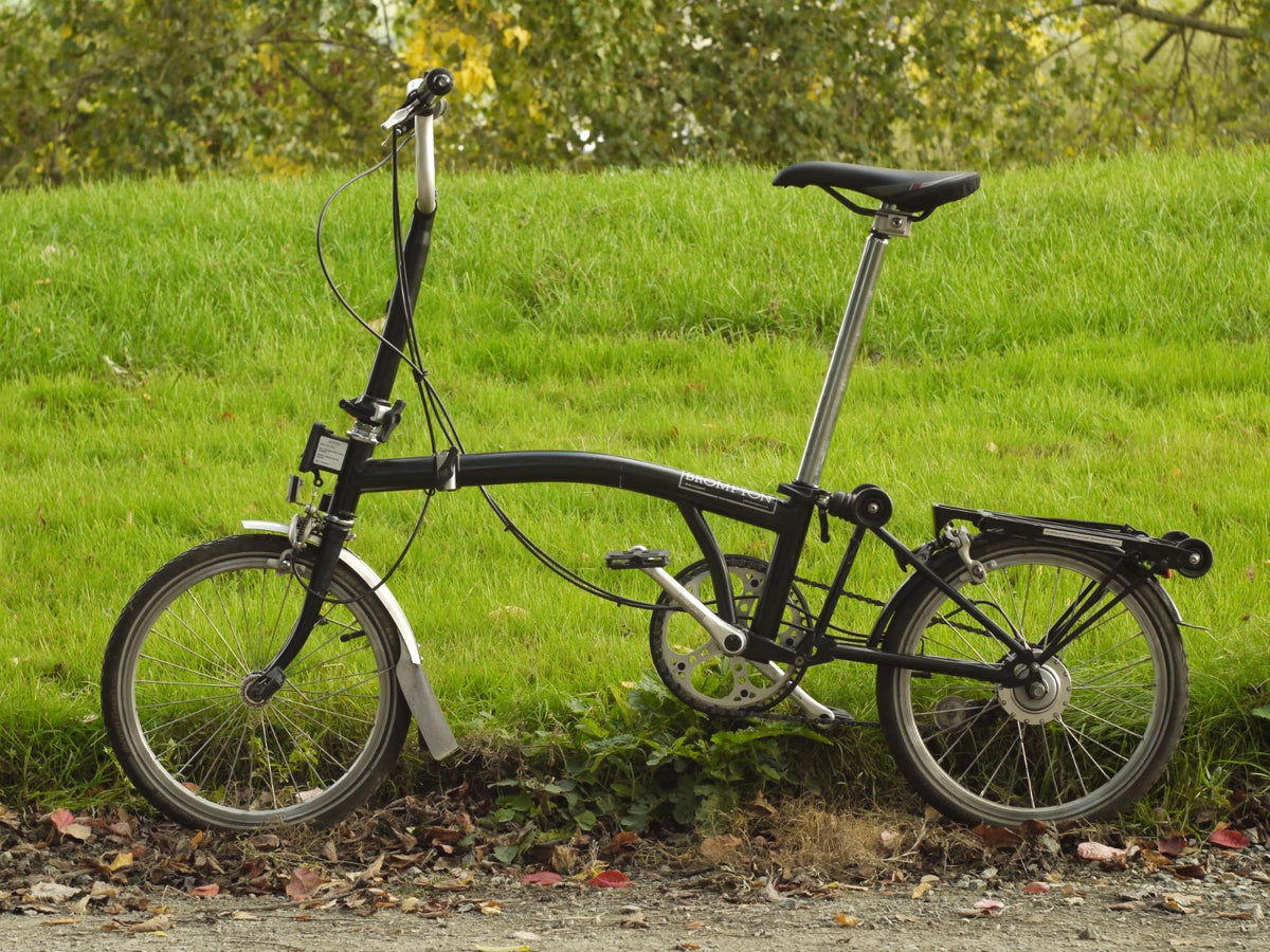 BROMPTON - A VERY RARE 16" WHEEL 8 SPEED BROMPTON