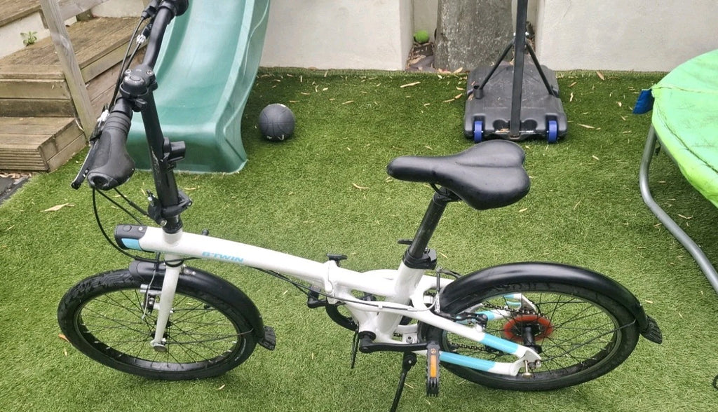 BTwin  Tilt 500 Folding Bike. White And Blue Aluminium Frame commuter bike