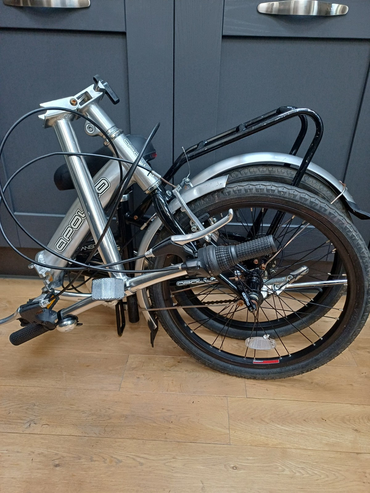 Apollo Transition Folding Bike 6 Speed Shimano Gear 20” Wheels Aluminium