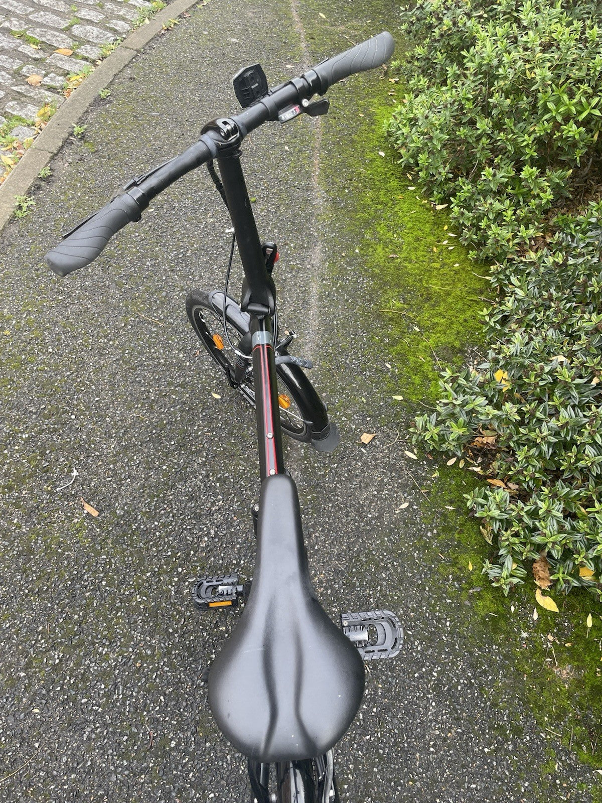 Tern Verge N8 Folding Bike 20” 8 Speed Matte Black Commuter 2019 Model