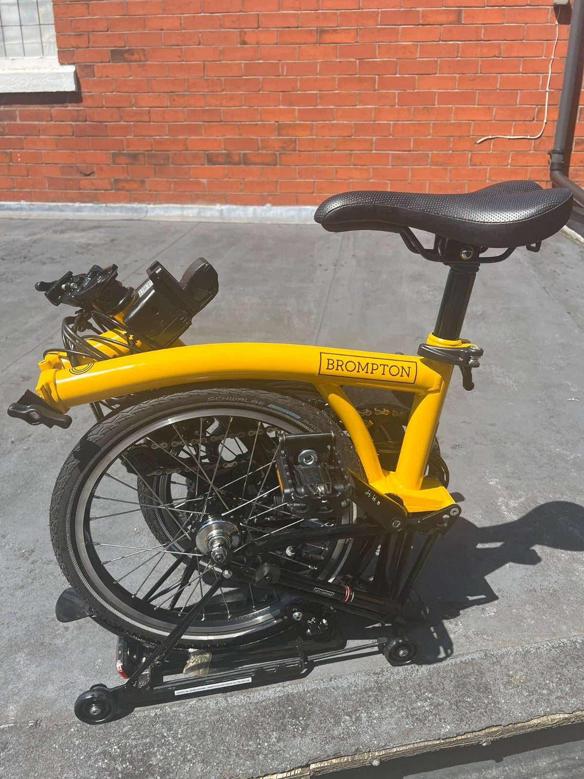 Brompton C Line 6 Speed Folding Bike Bumble bee yellow - 65 miles