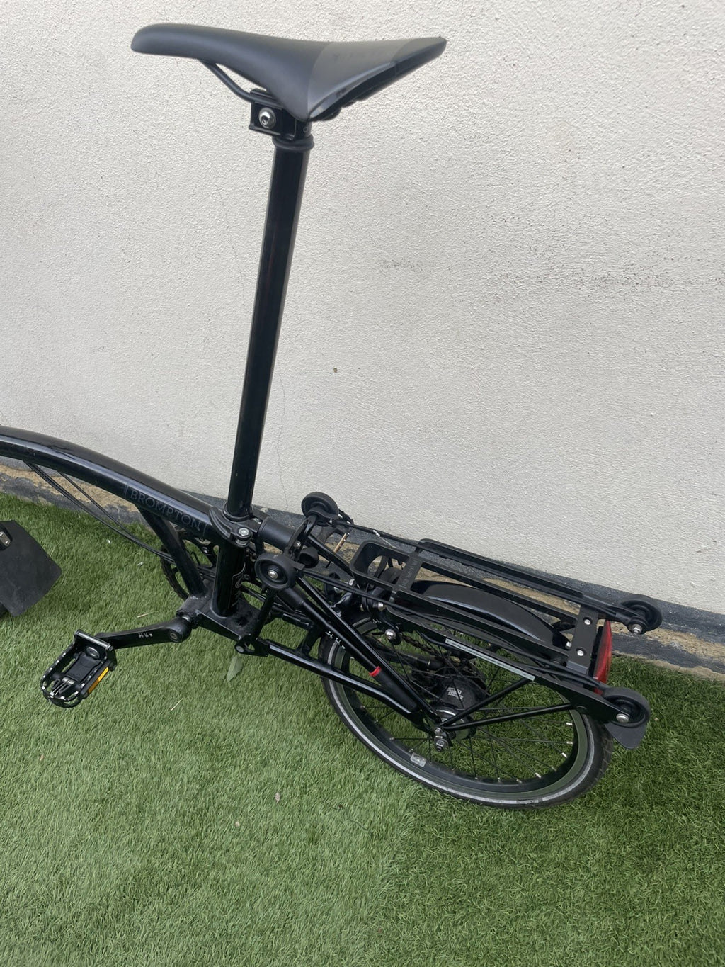 Brompton C Line M6L Black Edition Roller Rack 6‑Speed