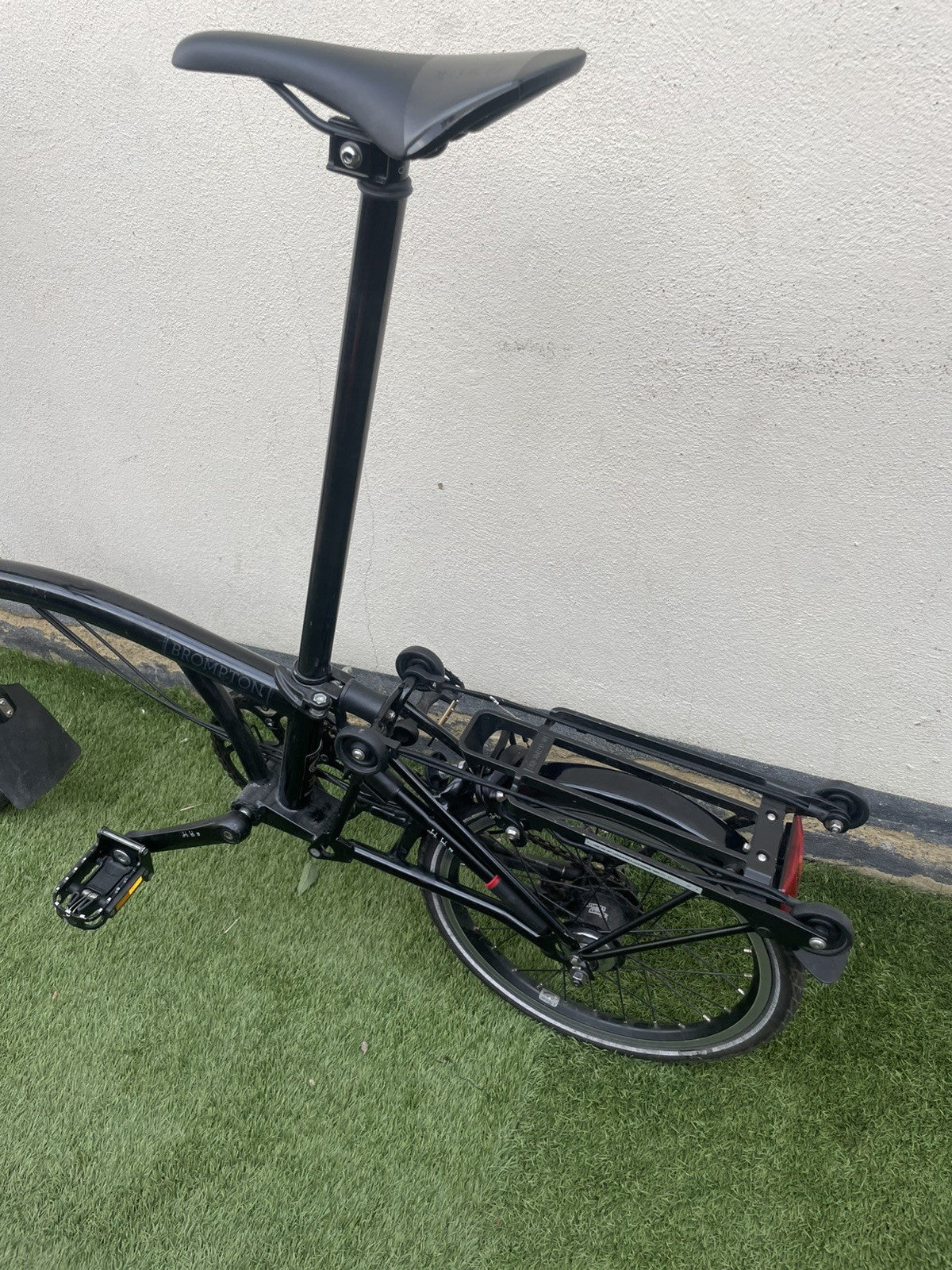 Brompton C Line M6L Black Edition Roller Rack 6‑Speed