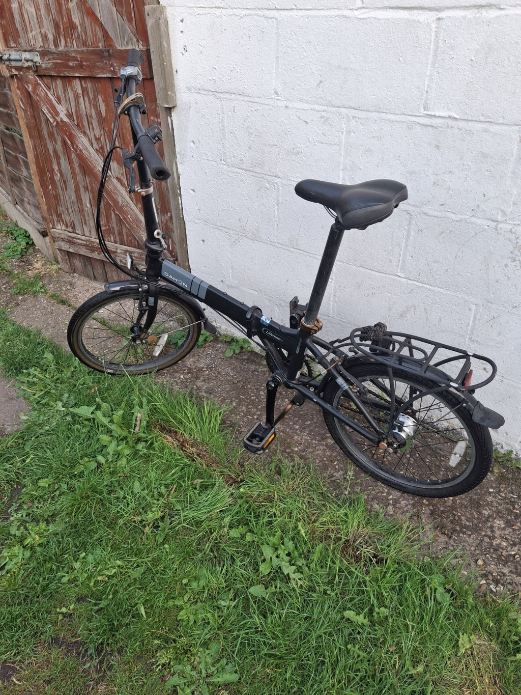 Dahon Vitesse i7 Folding Bike 20" Wheel - 7 Speed Shimano Nexus Hub, Black
