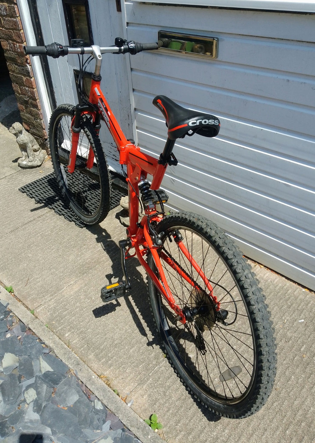 Cross Folding Bike Compact Easy Storage 18 Speed Shimano Gears