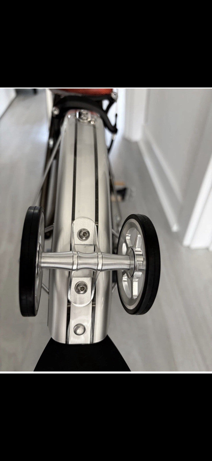 Brompton Folding Bike 16 in Wheels black lacquer 6 speed  Unisex Adults bike