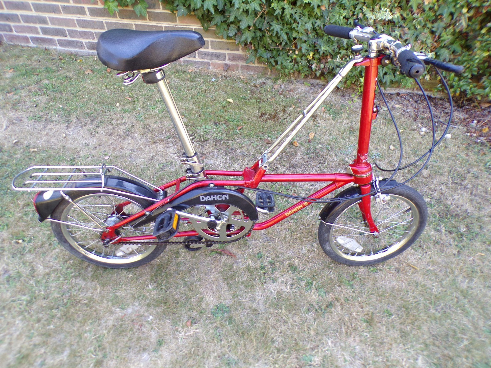 Dahon Classic 111 Folding Bike 3 Speed Cycle