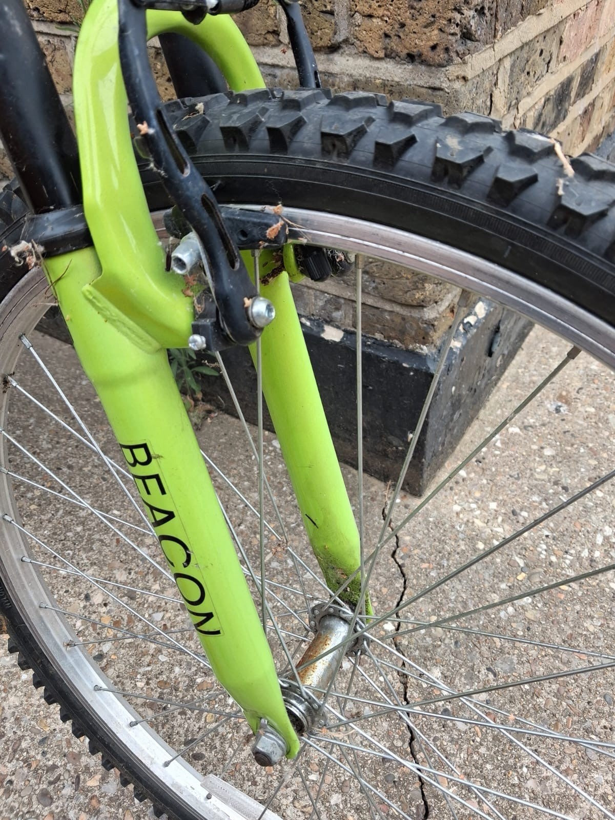 Challenge Unisex 18 Spd Front Suspn Folding Mountain Bike C. Pics Condtn Collect