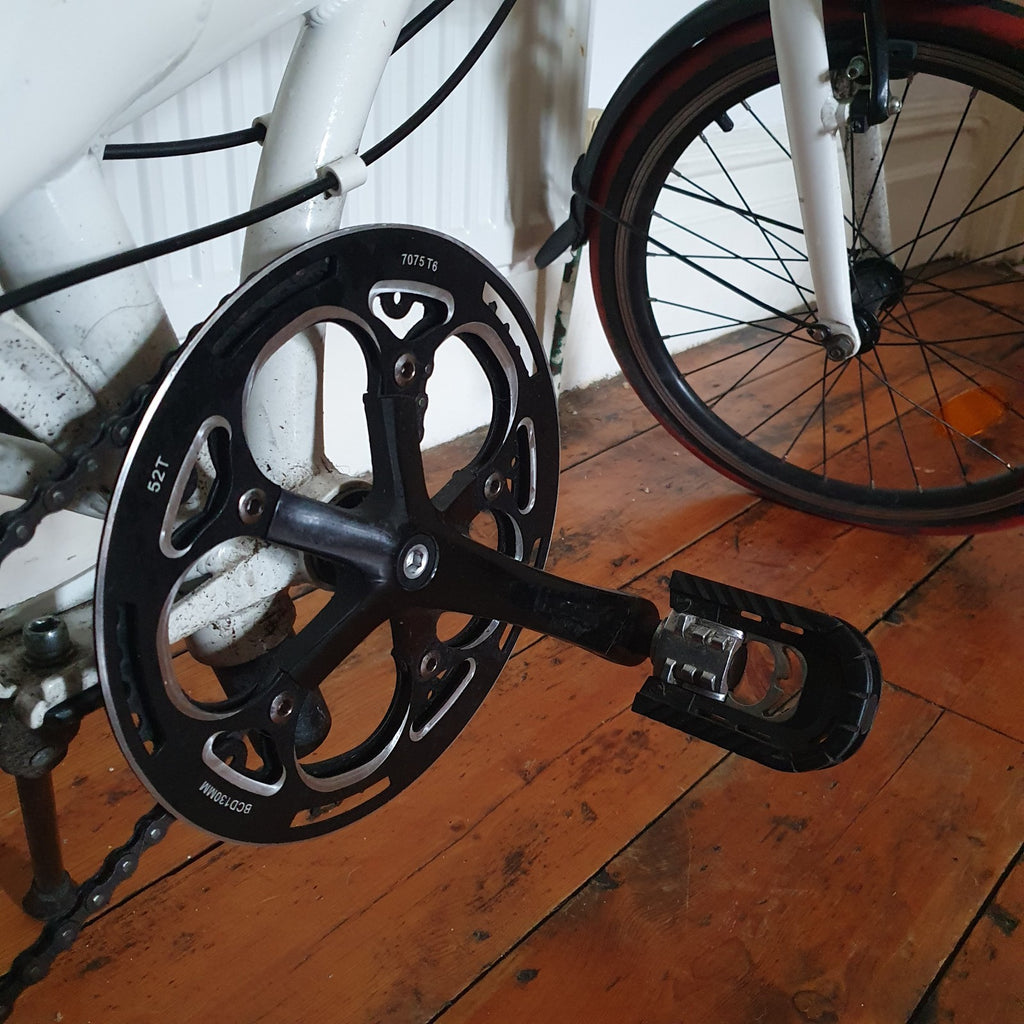 Ecosmo 20" folding bike 6-speed  Shimano RevoShift  Wheels Needs Inflating