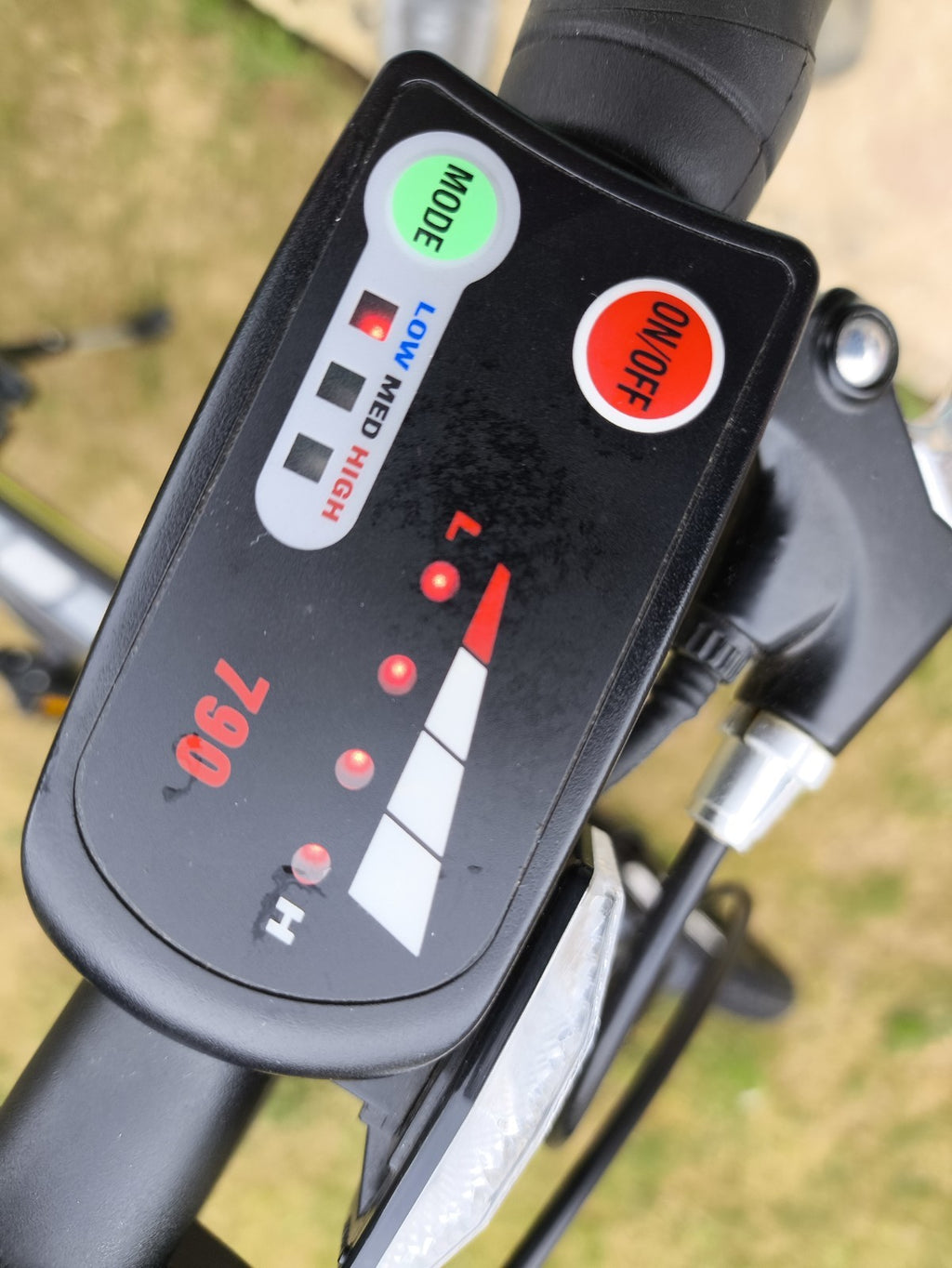 Carrera Cross City Unisex  Folding Bike Halfords