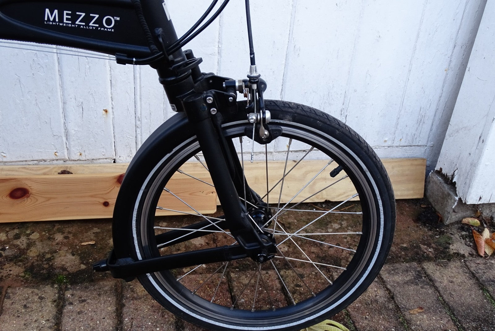 Mezzo D10, Folding Bike, 26"wheels, Lightweight Alloy Frame Super Quality