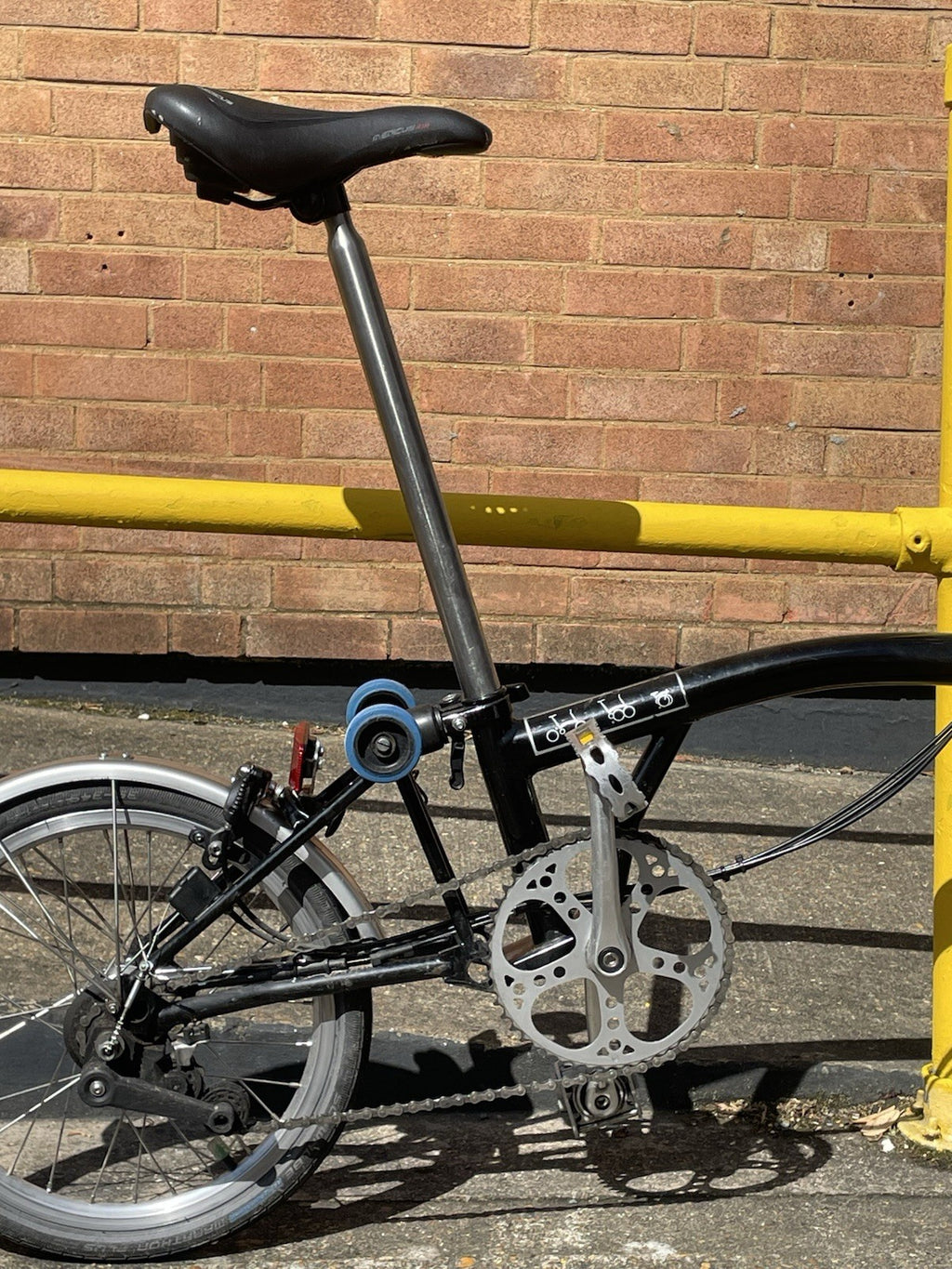 Brompton M6L Folding Bike - Black