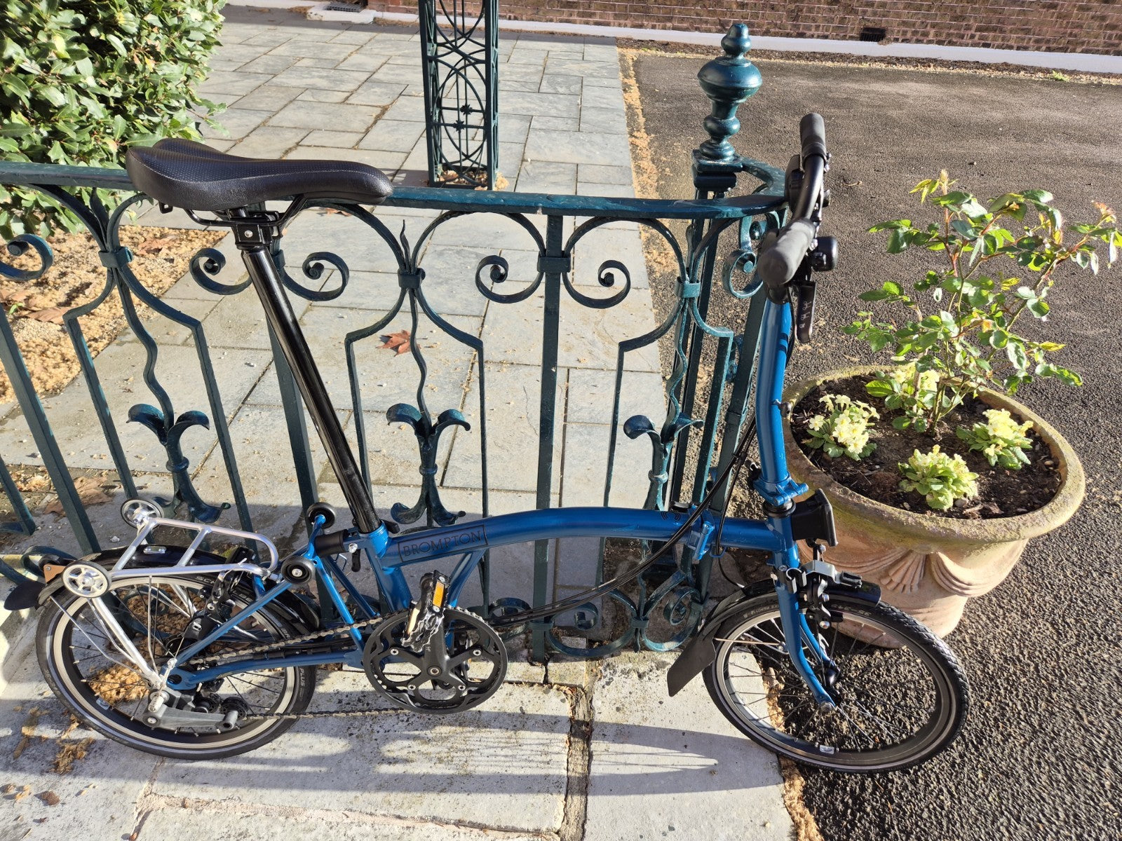 Brompton C Line 6 Speed 2024 Mid Handlebar Folding Bike - Ocean Blue