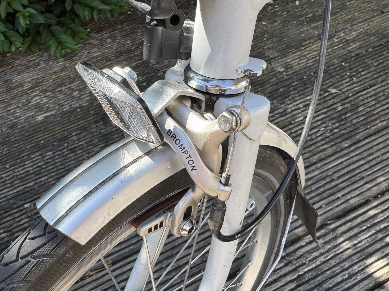 Brompton 2012 P6R folding bicycle 6 Speed, White