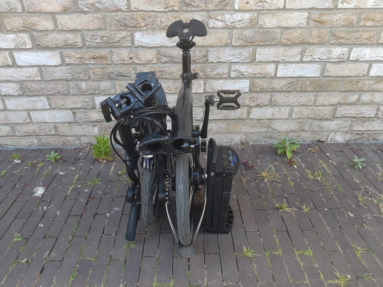 2024 Brompton P Line 12 Speed Midnight Black H Bar Low Mileage