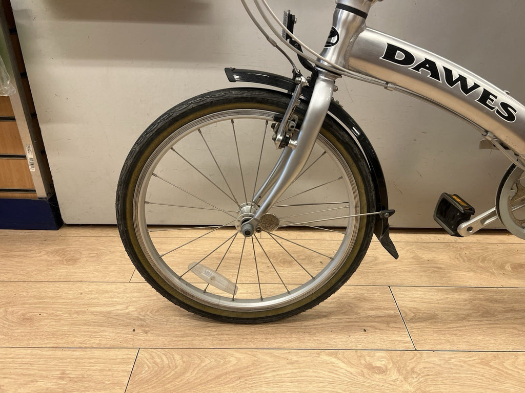 Used Dawes Kingpin Folding Lightweight Seatpost Pump Silver Traditional Bike