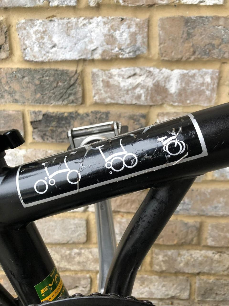 Brompton Black 3 Speed Mid M3L with Brooks Saddle & Grips - WORLDWIDE DELIVERY