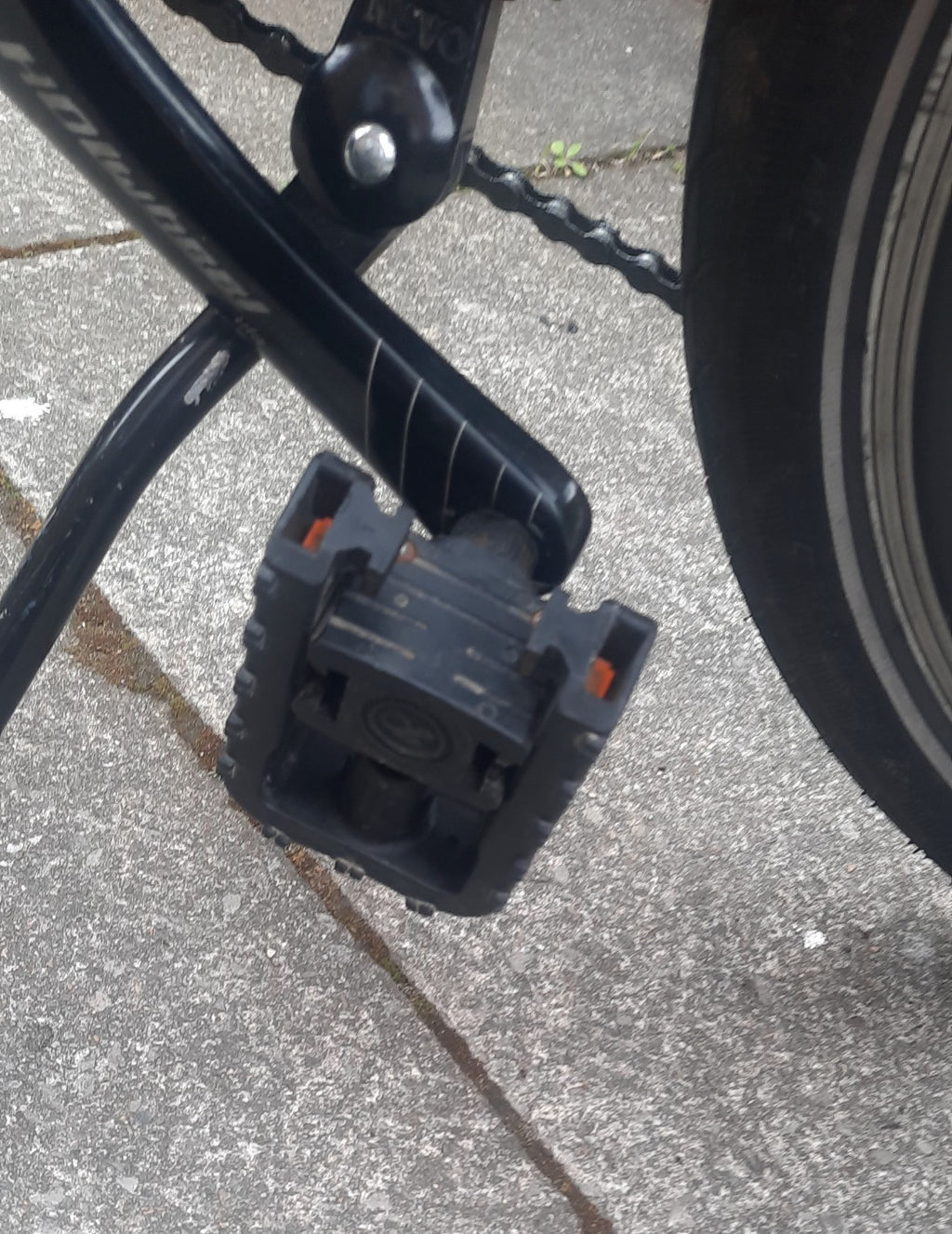 Ecosmo Folding Bike 20in Black, Mudguards, Rear Rack, 7-Speed, Reflectors