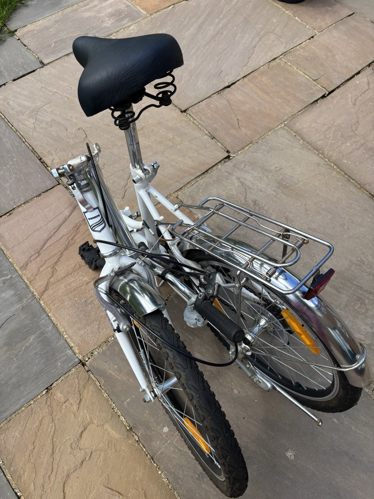 Tiger Foldaway White Unisex Folding Bike. Great Condition.