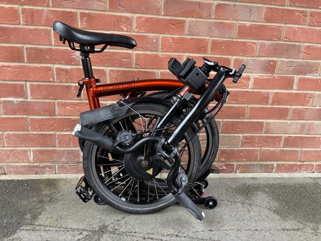 Brompton C Line Electric Flame Lacquer - with battery and upgraded bag