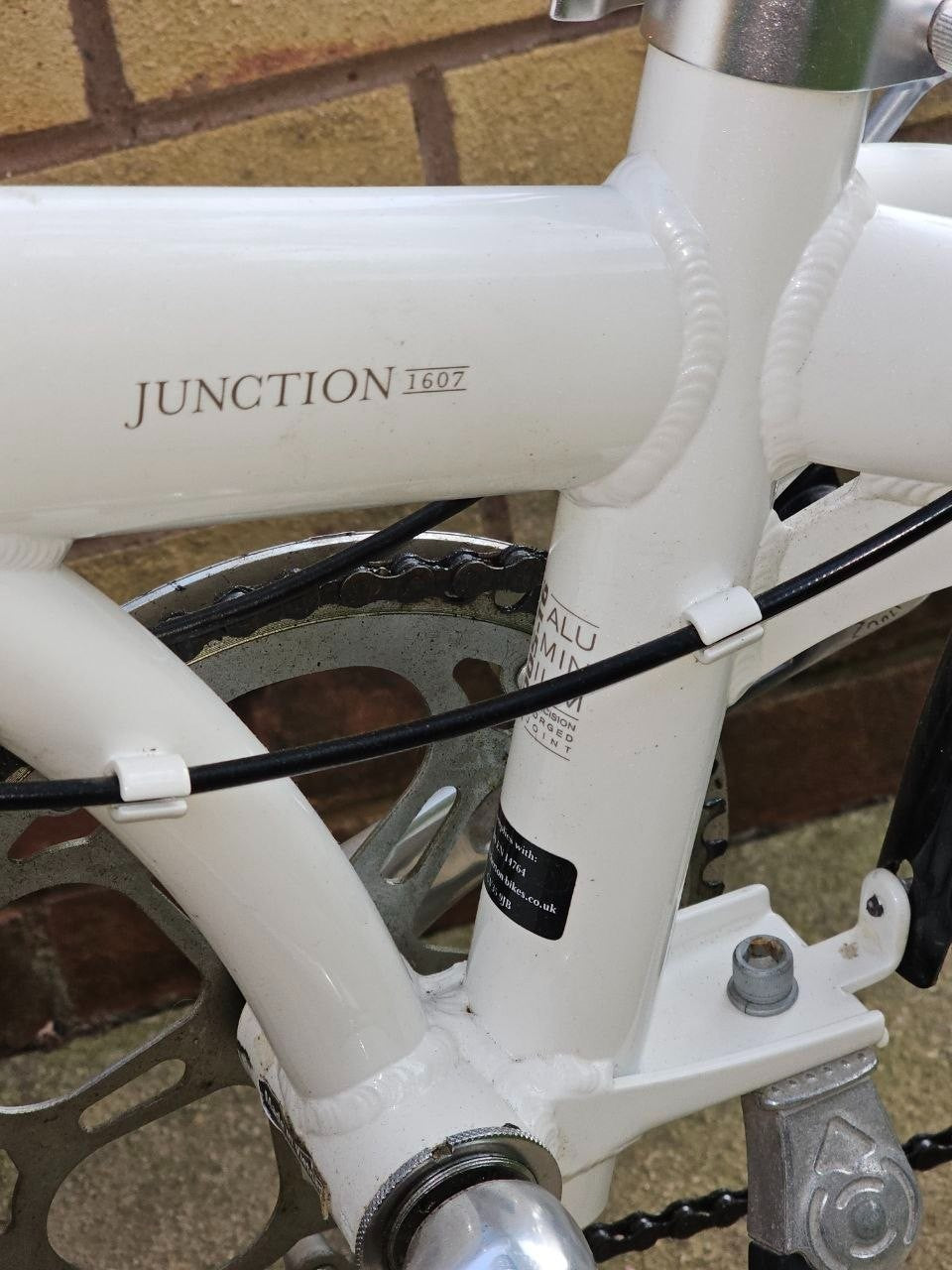 Bickerton Junction 1607 Foldable Bike White 20 Inch Wheels perfect condition
