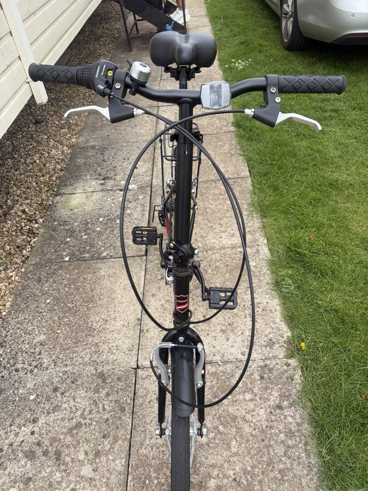 Tiger Foldaway Folding Unisex Bike, Black, Six Speed, 20inch alloy wheels.